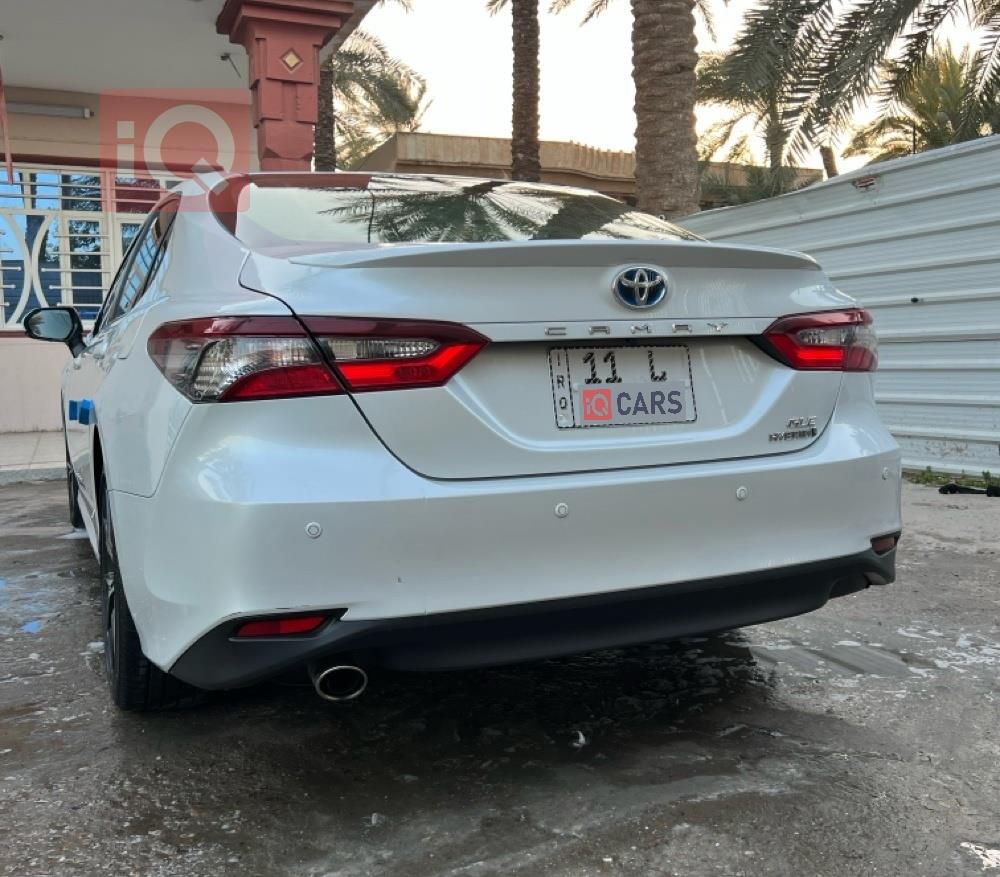 تۆیۆتا کامری